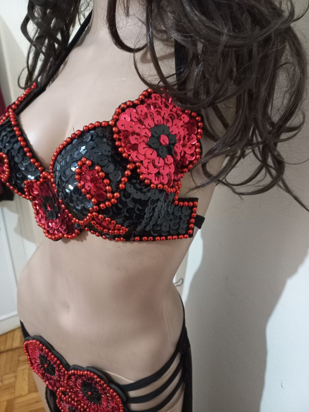 Egyptian Professional Belly Dance Costume Shiny Beaded Bra With Strings Skirt5