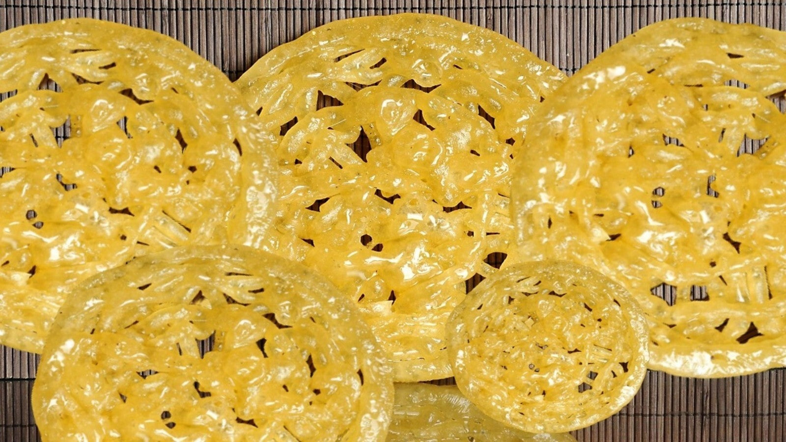 Egyptian Meshabek Corn & Honey Sweets Candy 1 Kg Traditional Desert مشبك مصري1