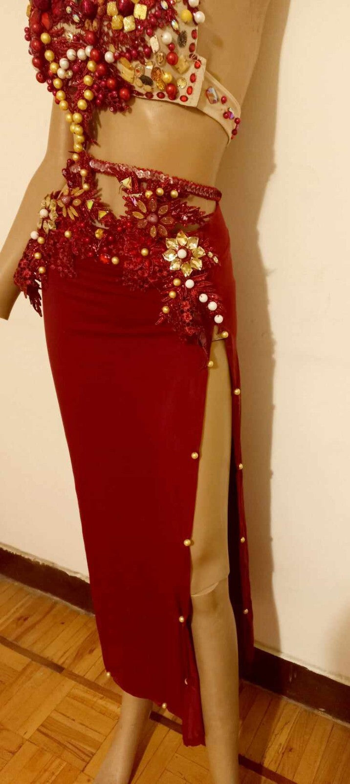 Embroidered Belly Dance Costume Dark Red Beaded Bra& Waist Belt &Tight Skirt3