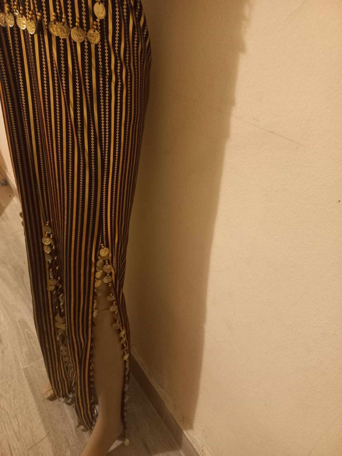 Long Egyptian Belly Dance Dress Black with Gold Threads longitudinal slits Dress5