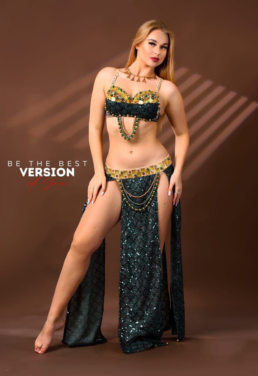 Modern Egyptian Belly Dance Costume Beaded Bra & Shiny Long Skirt With Gold Belt0